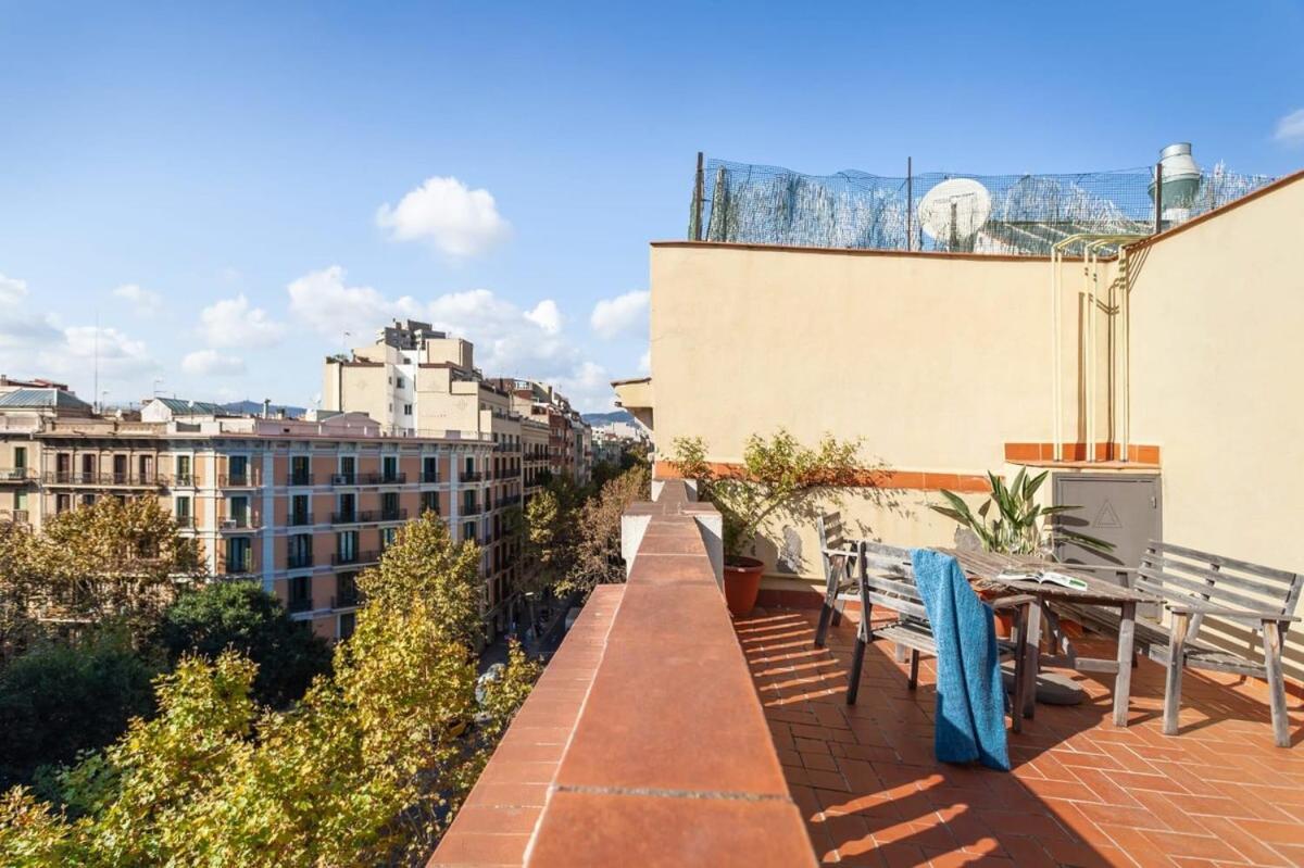 Sunny Atico With Terrace In Pl Universitat! Apartamento